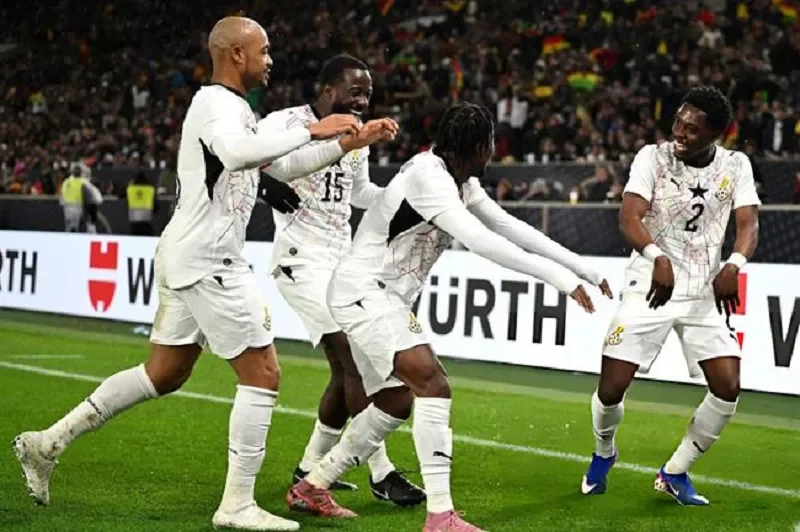 Anh thắng Ghana đầy nghẹt thở