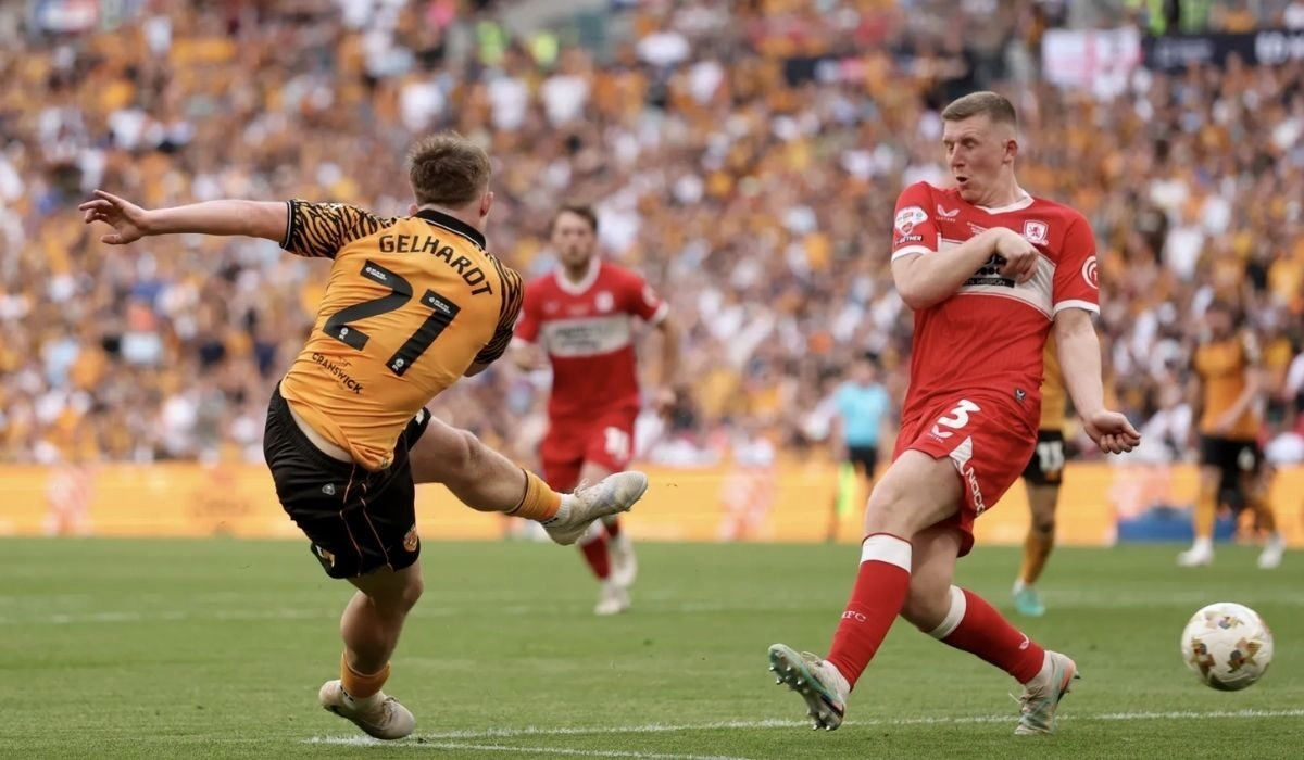 Manchester United vượt trội về chất lượng, Hull có sân nhà